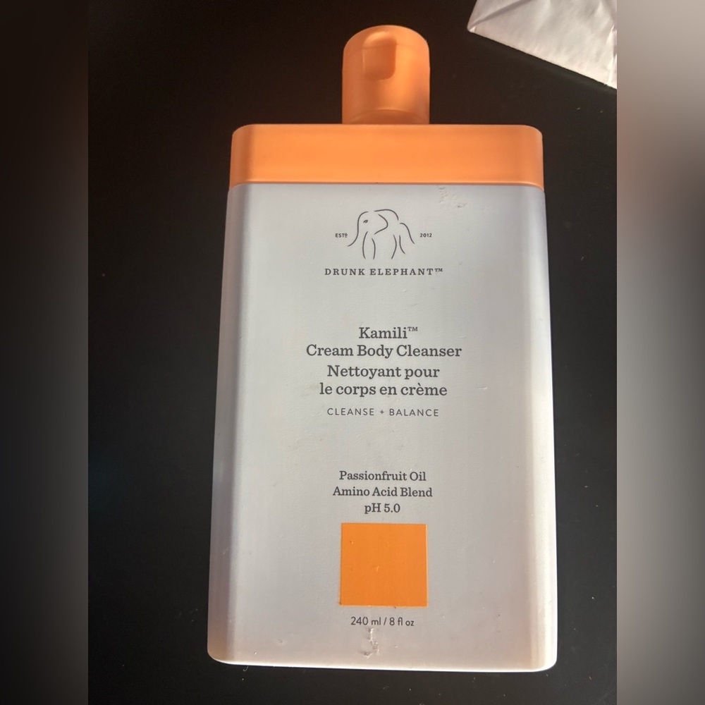 Drunk Elephant Kamili Cream Body Cleanser - Peach and White 8.0oz - Picture 2 of 2